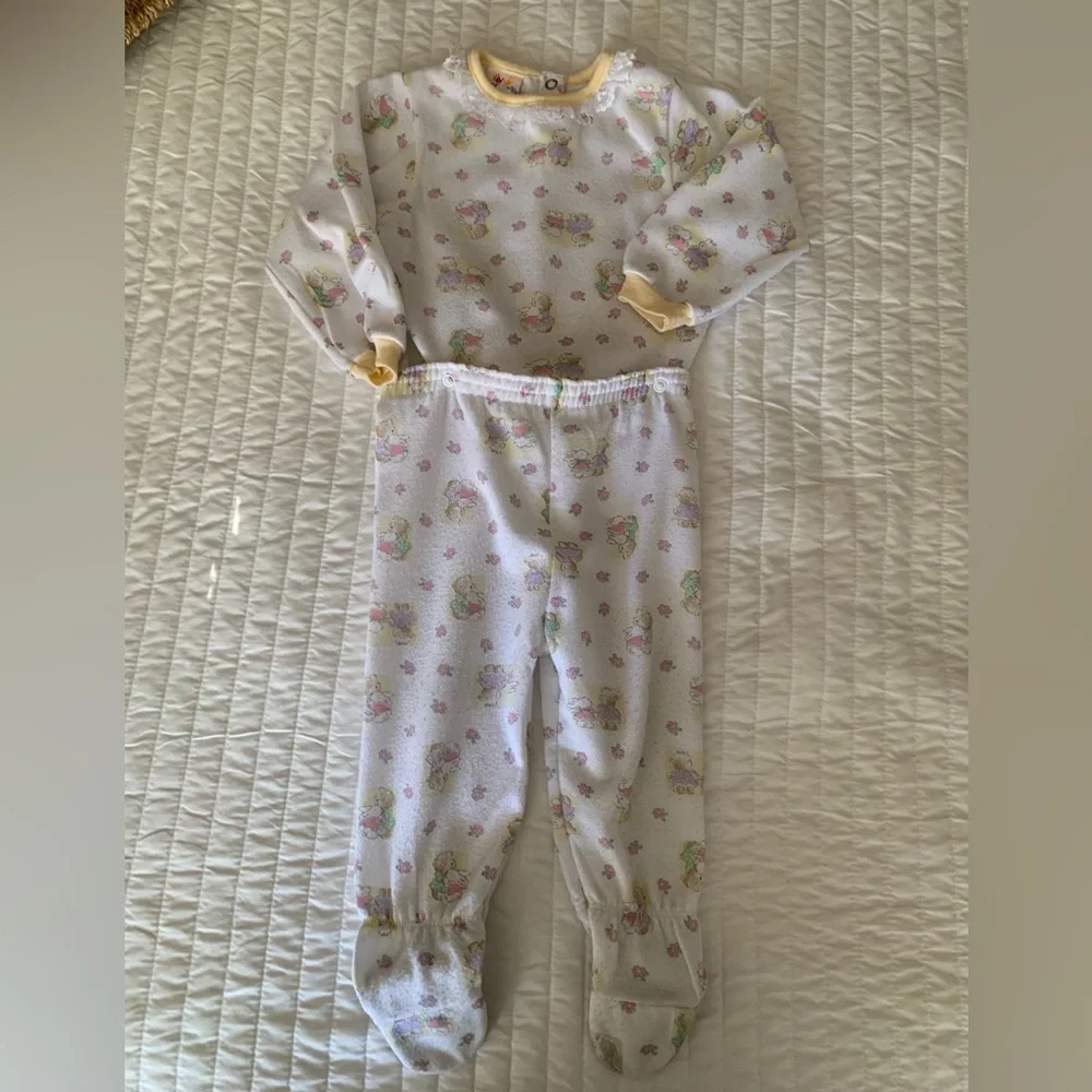 Vintage Carter's Pajama Set Girls 18-24M White Top Pants Snap Waist Bunny Flower
